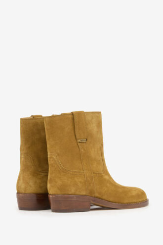 Lylie Camargue Boots in Suede Calfskin Leather